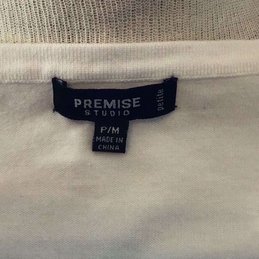 Sweater - Picture 3 of 5